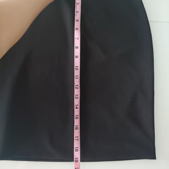 Le Chateau black pencil skirt - Picture 5 of 9